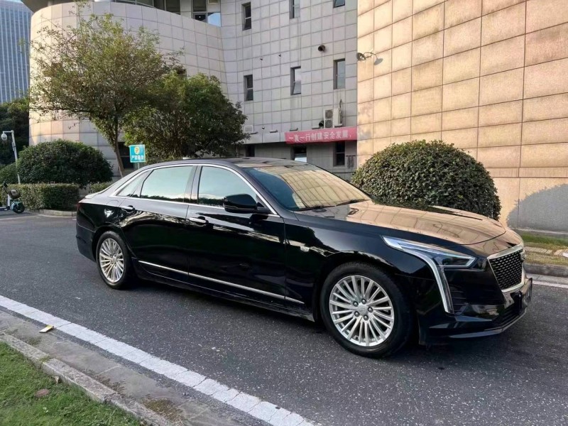 苏州19年凯迪拉克CT62