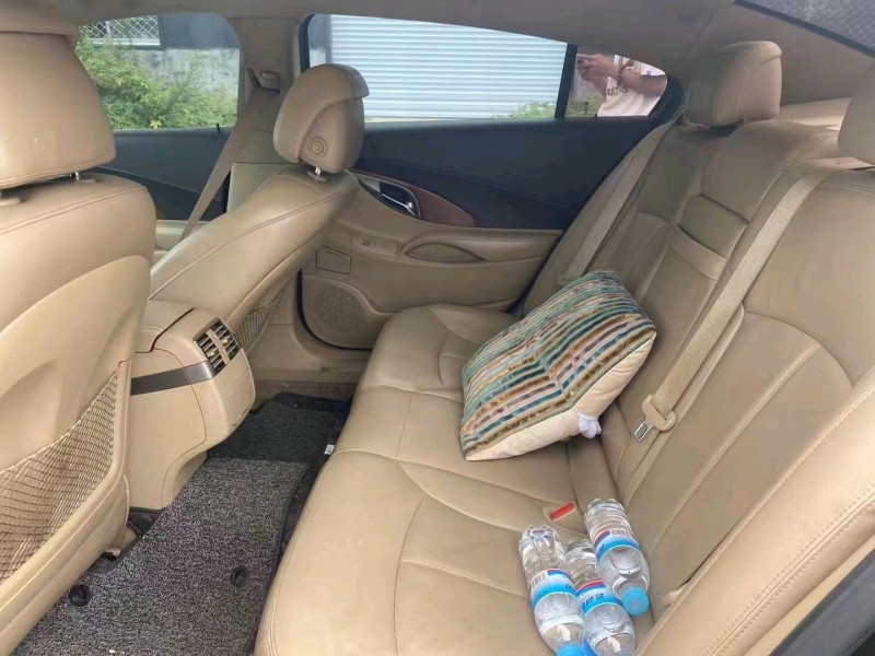 济南14年别克君越8