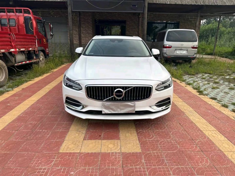 徐州20年沃尔沃S901