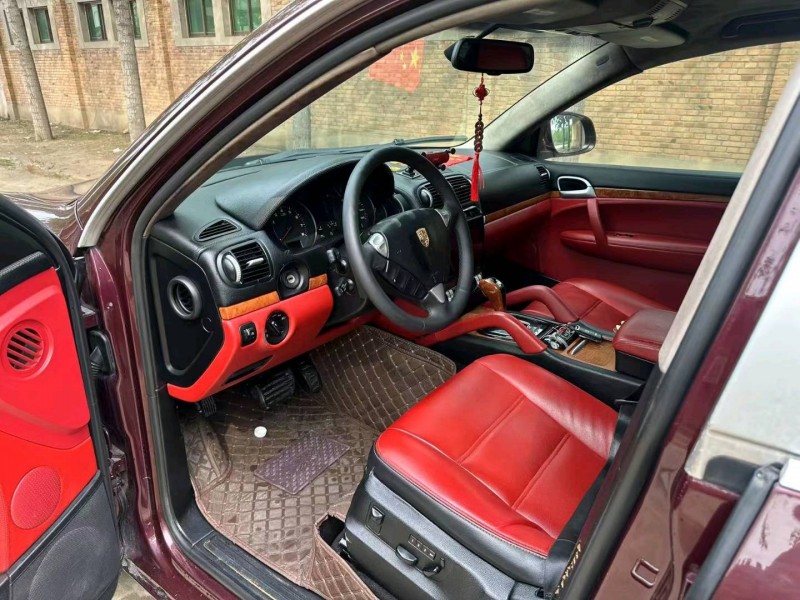 保定06年保时捷卡宴6