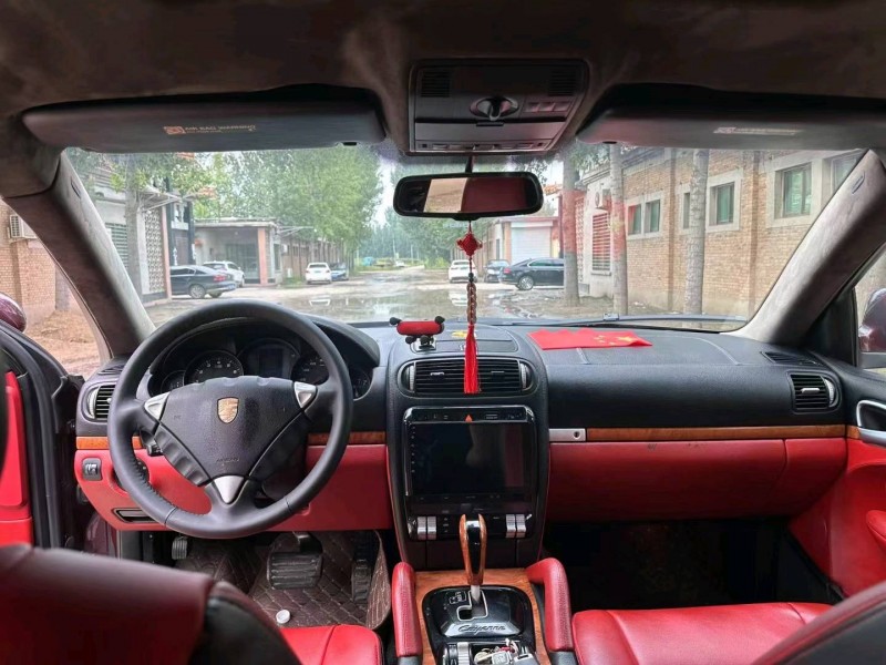 保定06年保时捷卡宴7