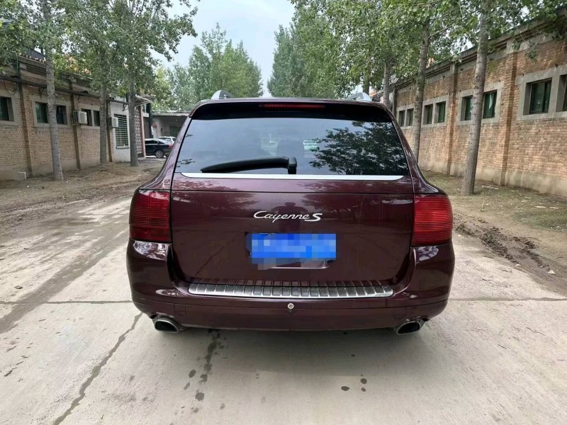 保定06年保时捷卡宴8