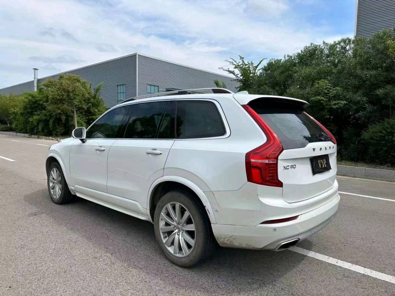 常州16年沃尔沃XC909