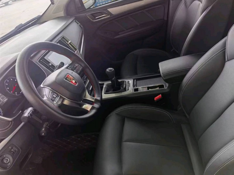 保定20年荣威RX56