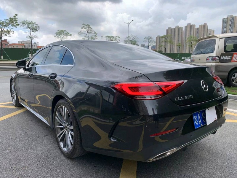 佛山21年奔驰CLS4