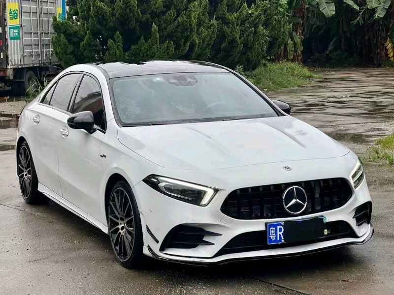 珠海21年奔驰AMG3