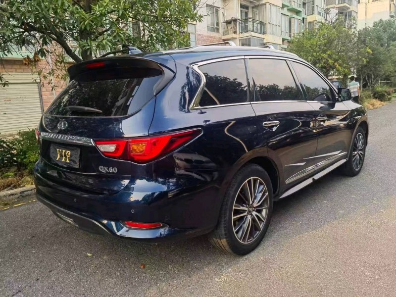 武汉18年英菲尼迪QX607