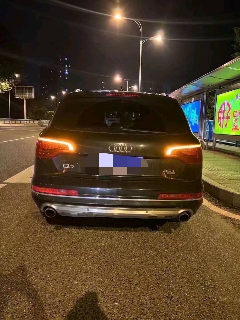 重庆11年奥迪Q73