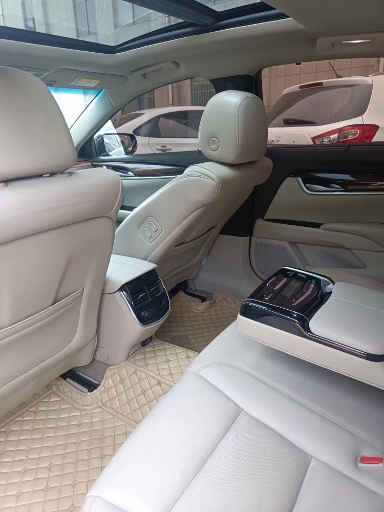 烟台17年凯迪拉克XTS3