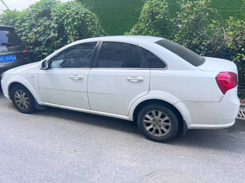 常州15年别克凯越2