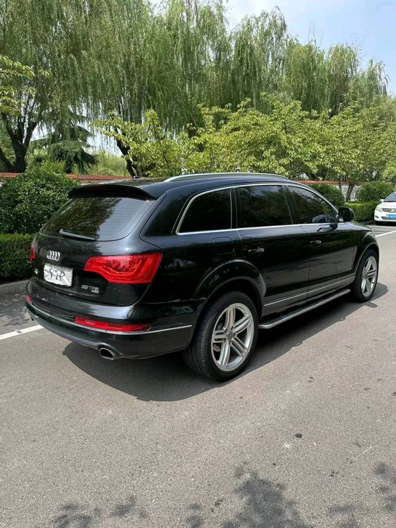 枣庄13年奥迪Q75
