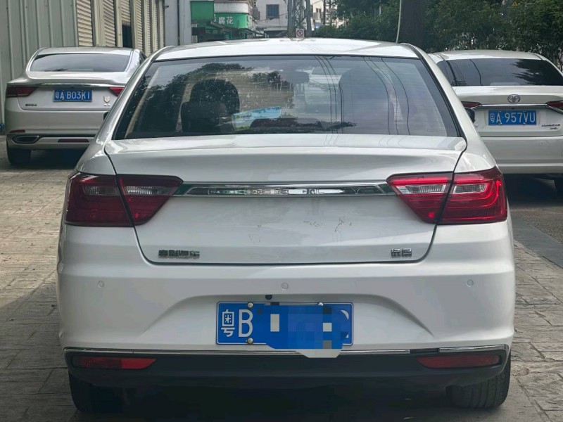 广州19年吉利帝豪8