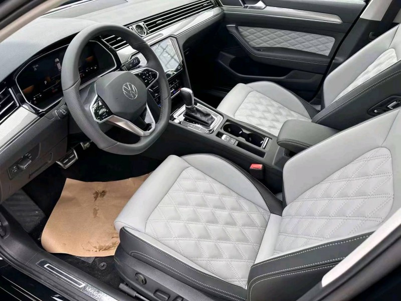 邯郸23年大众迈腾5