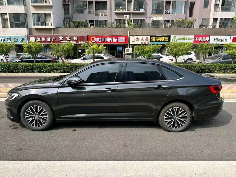 邯郸21年大众速腾3