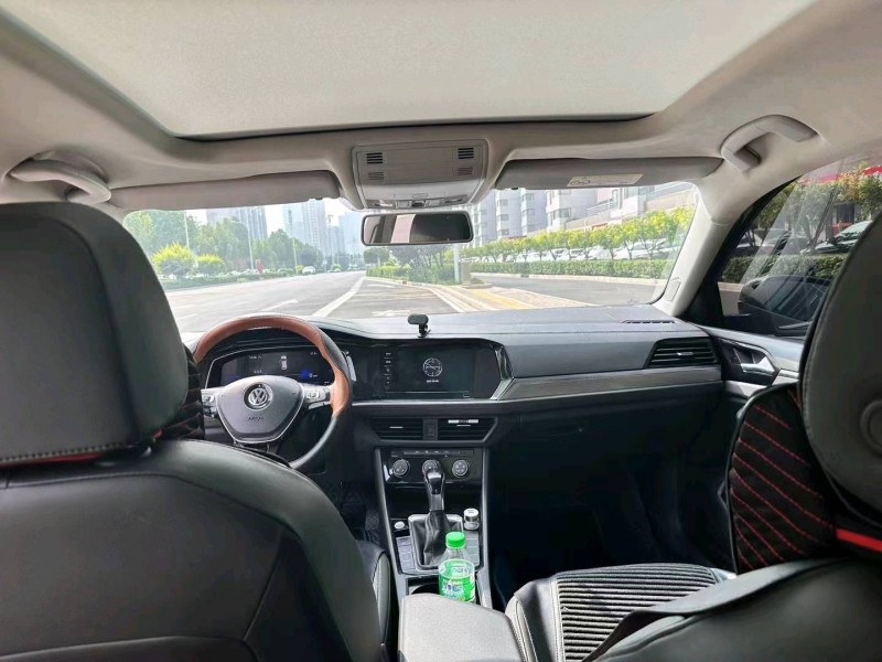 邯郸21年大众速腾5