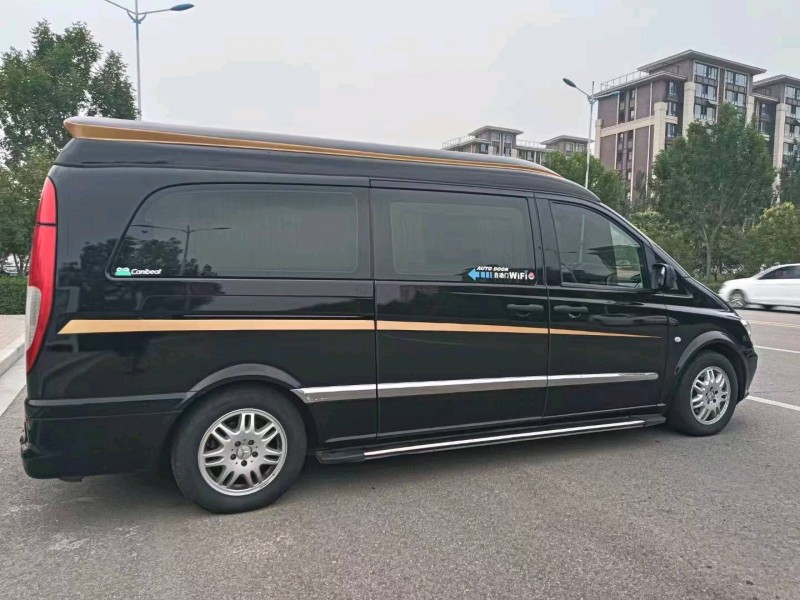 邯郸21年奔驰威霆4