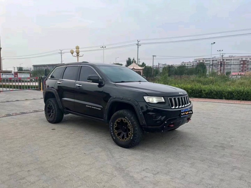 邯郸14年Jeep大切诺基4
