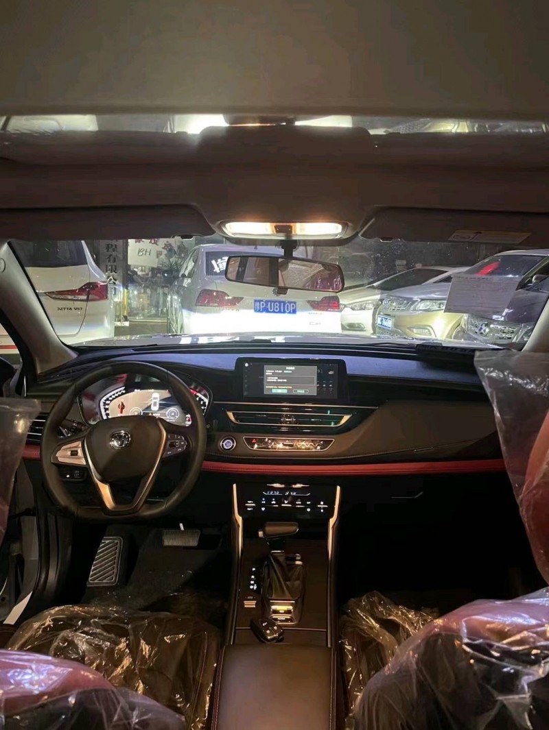 邵阳23年长安汽车CS758