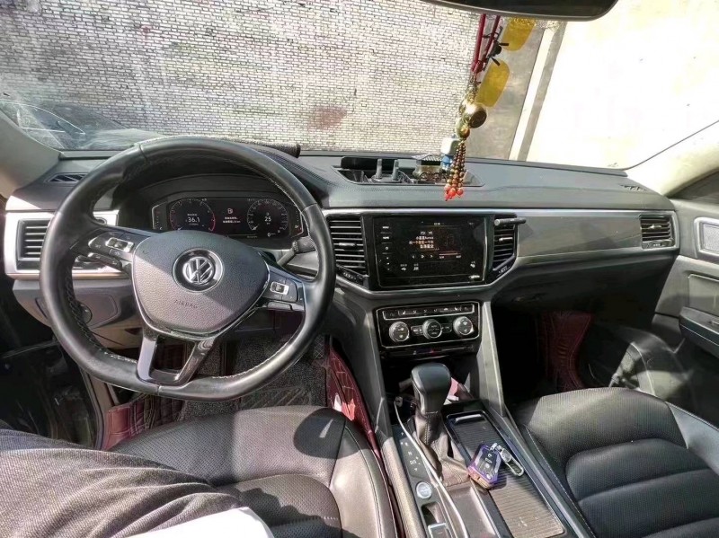 邯郸20年大众途昂5