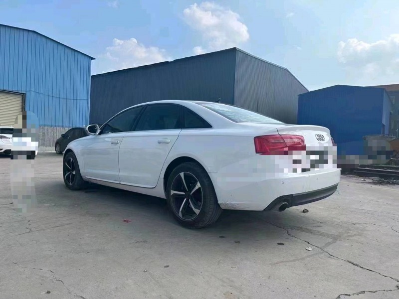 鄭州15年奧迪A6L8