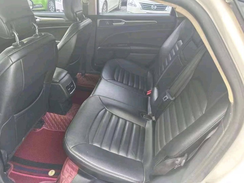 重庆18年福特蒙迪欧6