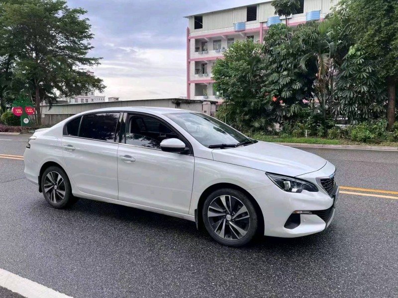 珠海21年标致4082