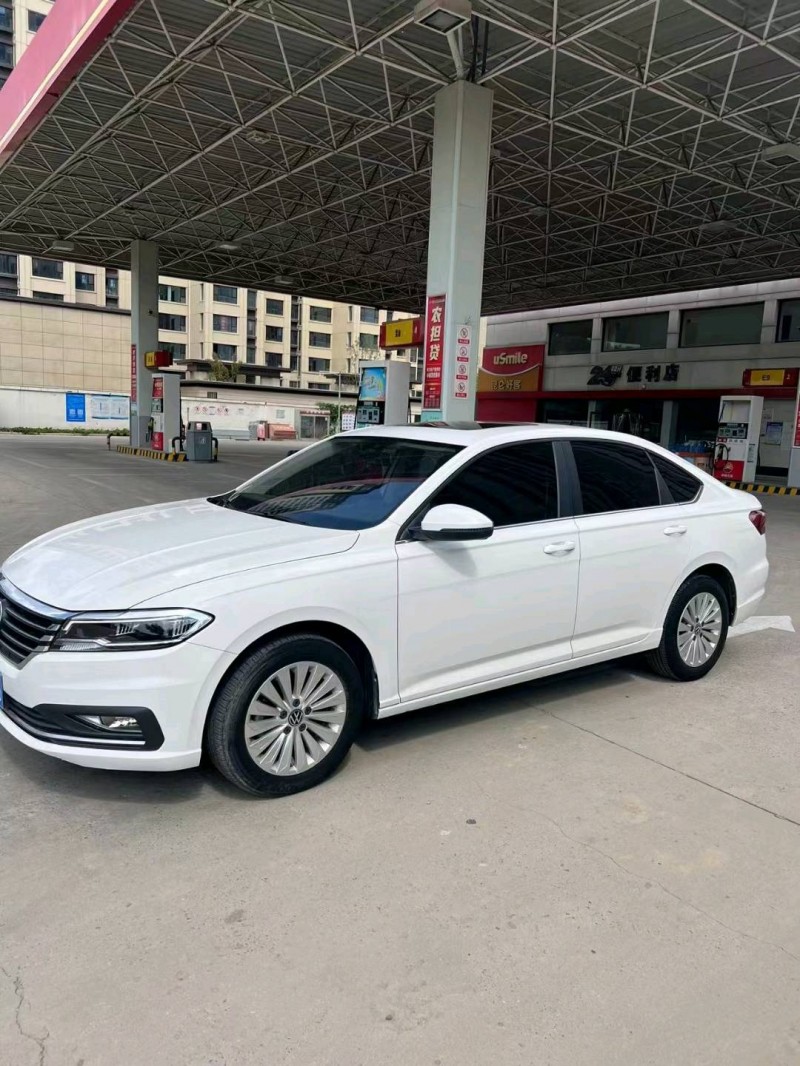 保定21年大众朗逸2