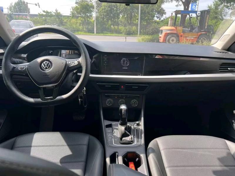 保定21年大众朗逸5