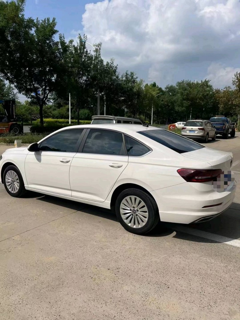 保定21年大众朗逸7