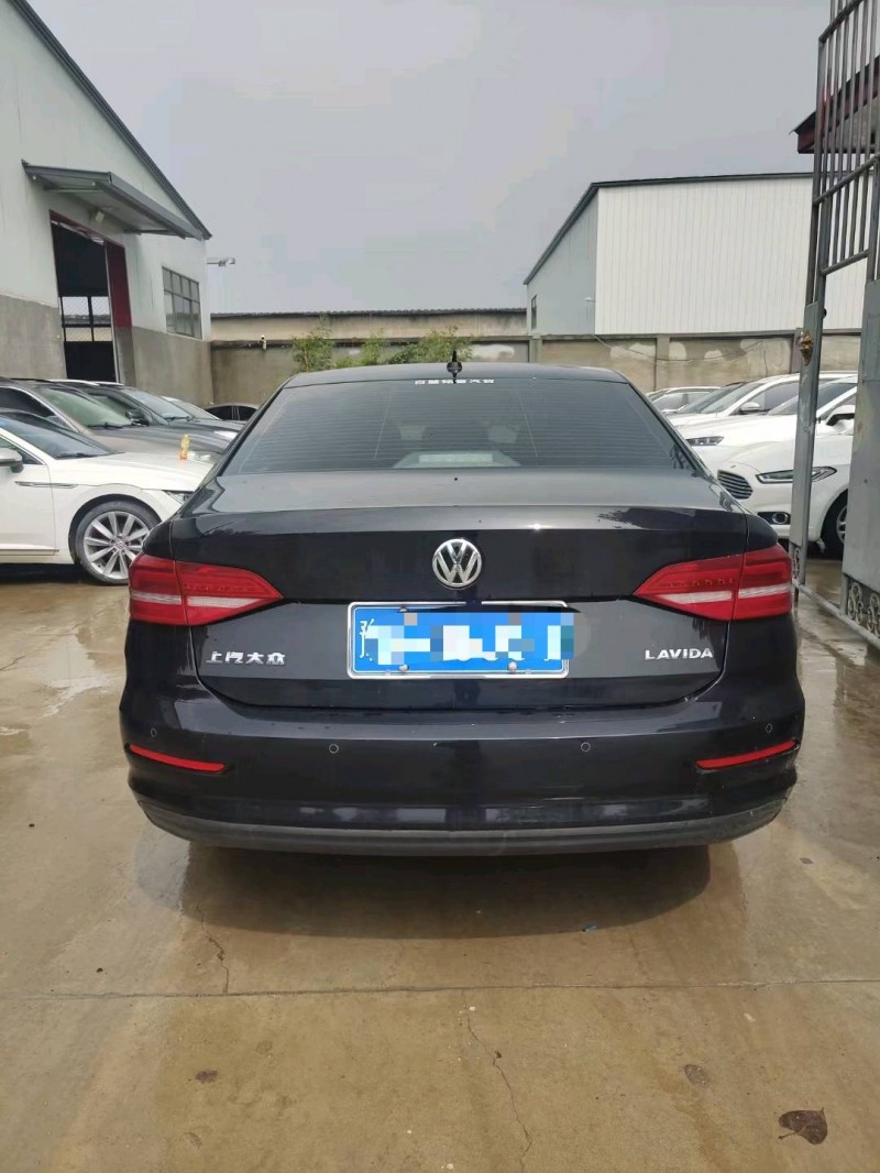 保定19年大众朗逸8