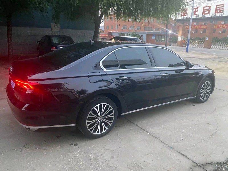 保定19年大众辉昂4