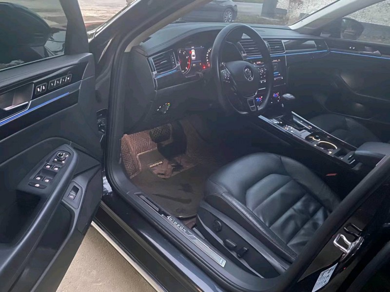 保定19年大众辉昂5