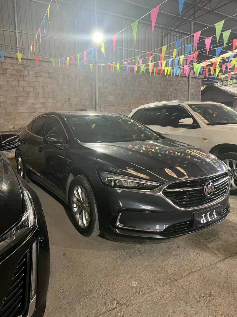 重庆21年别克君越4