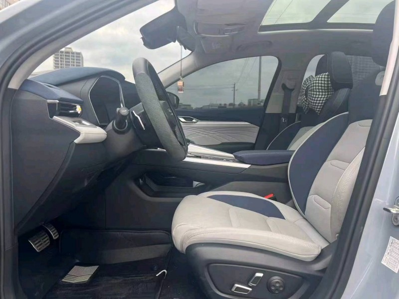 保山23年吉利星瑞7