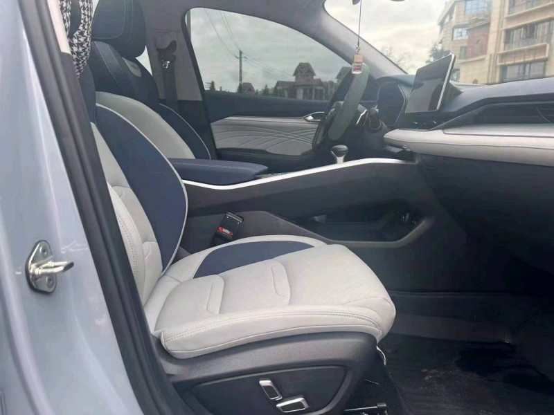 保山23年吉利星瑞9