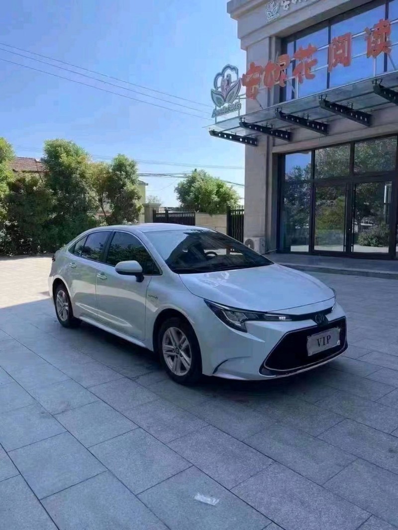 济南21年丰田雷凌3