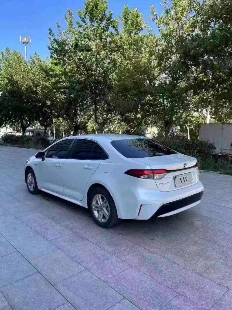 济南21年丰田雷凌5