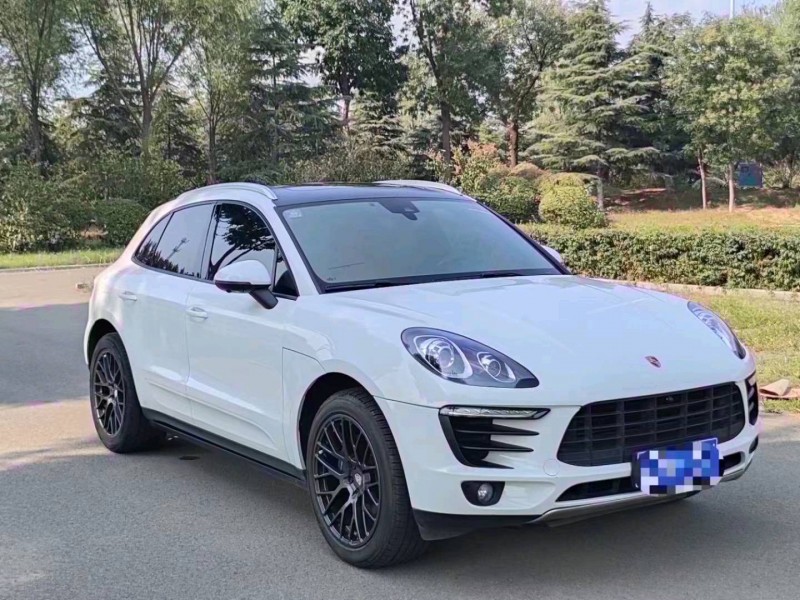 东营18年保时捷Macan3