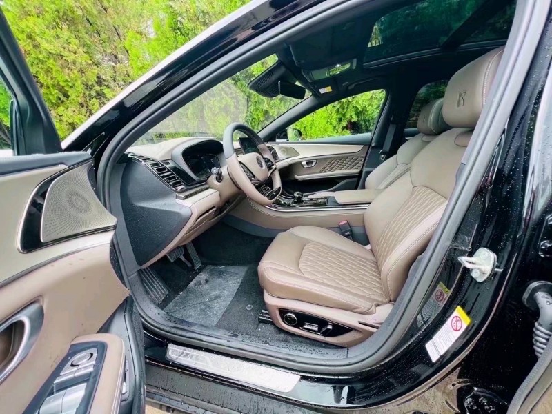 东营23年比亚迪汉9