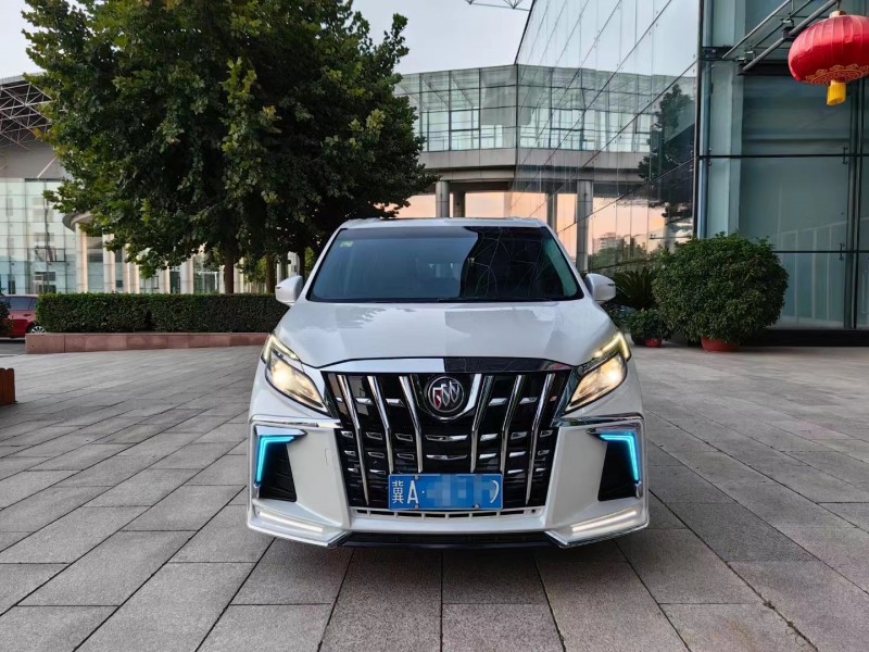 石家庄19年别克GL81