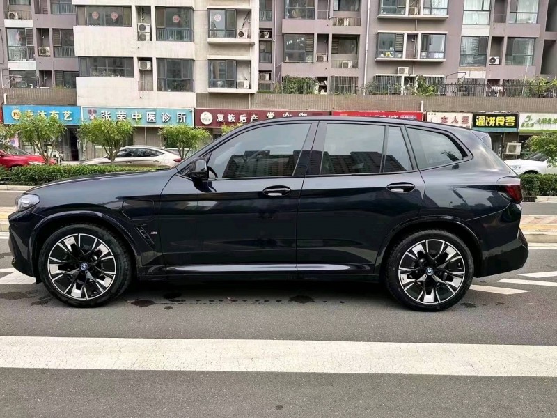 邯郸23年宝马IX33