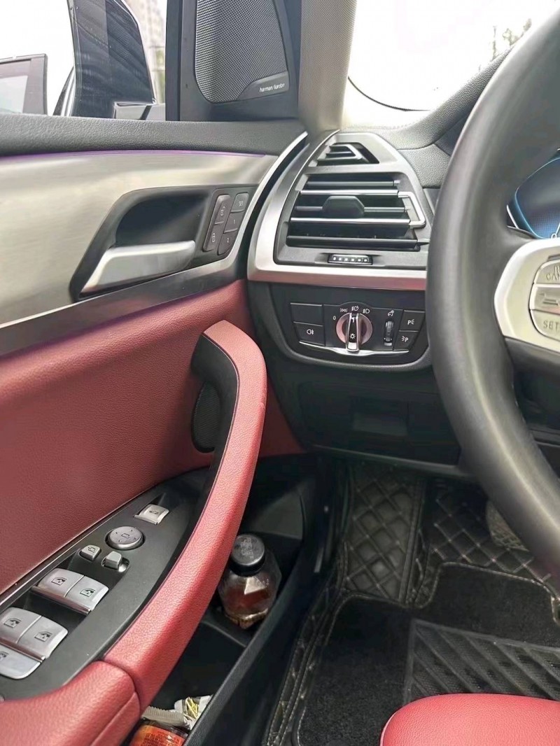 邯郸23年宝马IX39