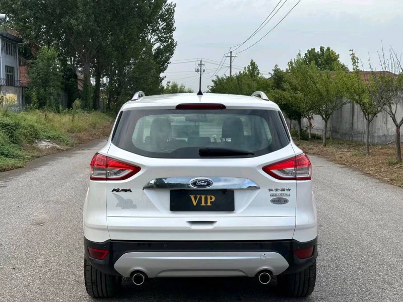 青岛14年福特翼虎6