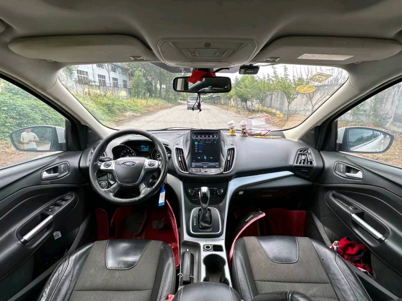 青岛14年福特翼虎8