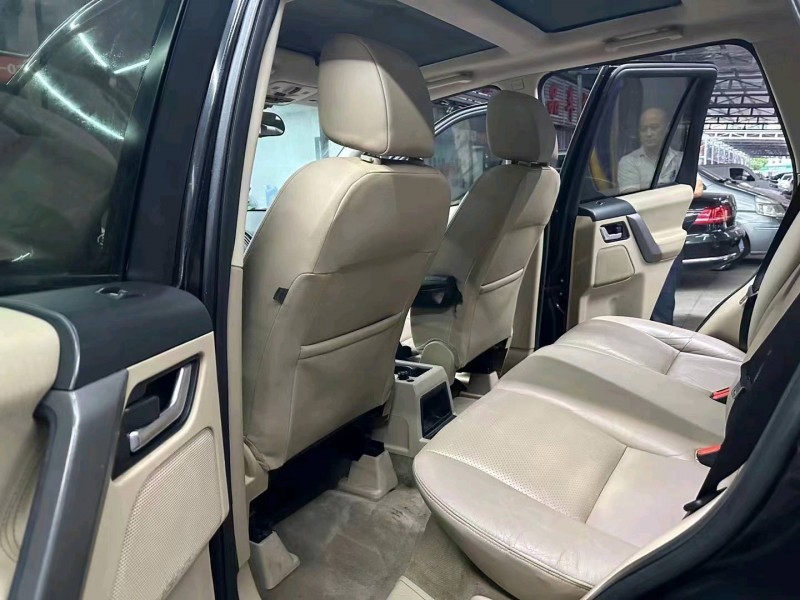 武汉10年路虎发现神行5