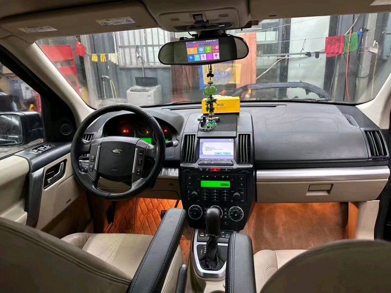 武汉10年路虎发现神行7