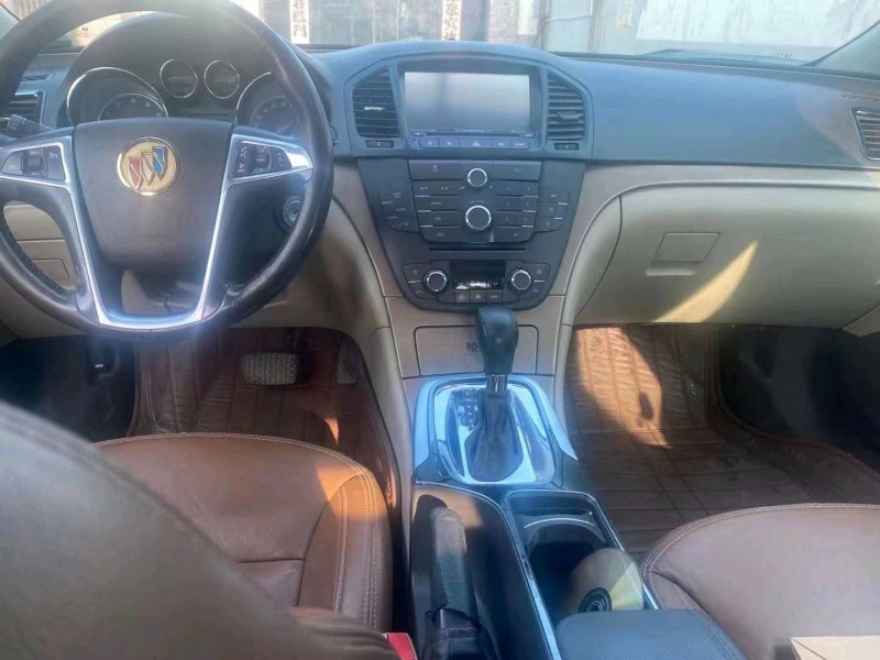 常州11年别克君威8