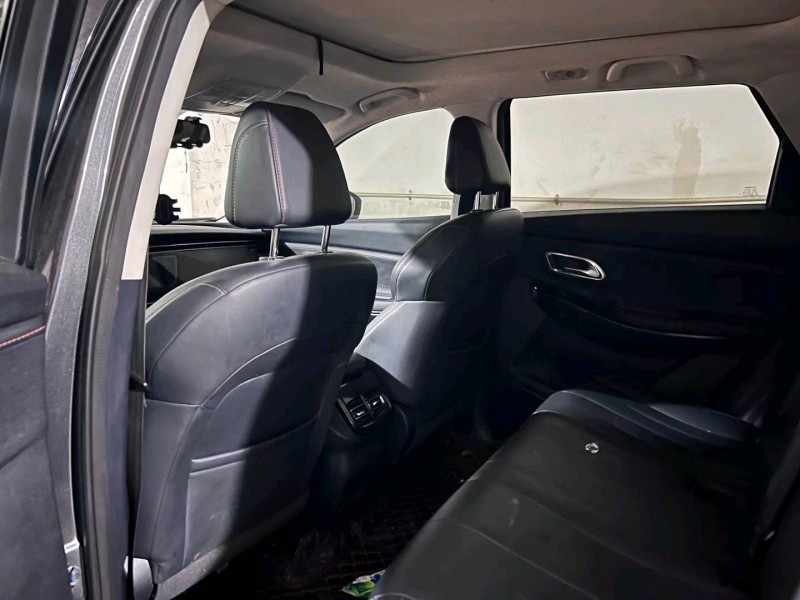 苏州20年长安汽车欧尚2