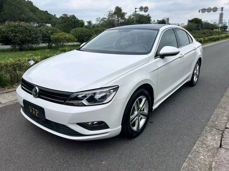 嘉兴16年大众凌渡3