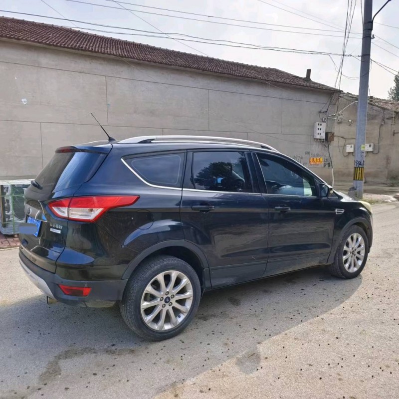 邢台14年福特翼虎4